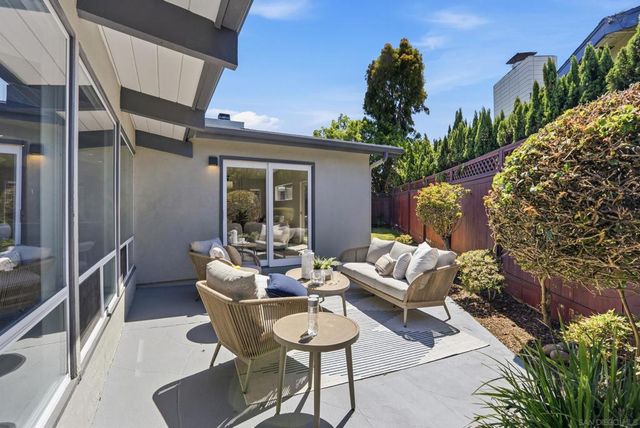 2925 Fried Ave, San Diego, CA 92122