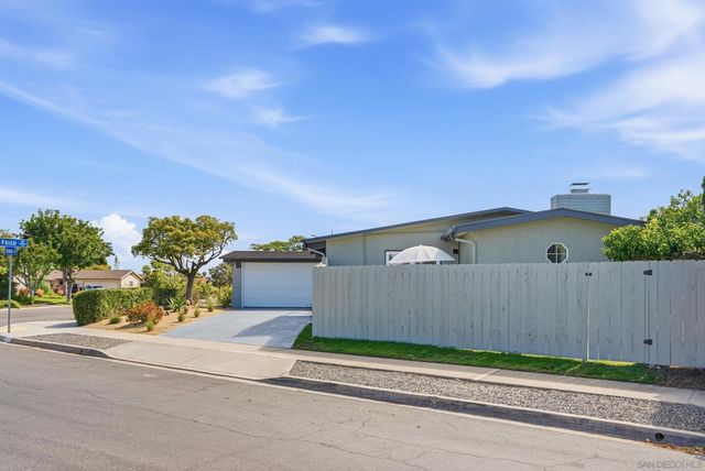 2925 Fried Ave, San Diego, CA 92122