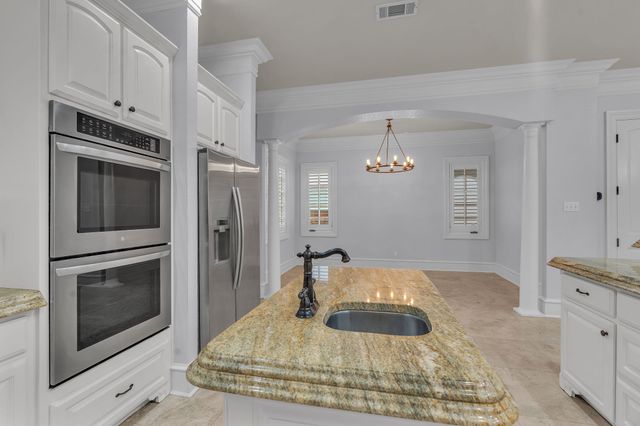 3816 W 5th Street, Fort Worth, TX 76107