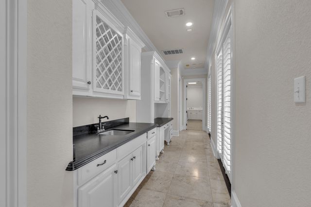 3816 W 5th Street, Fort Worth, TX 76107