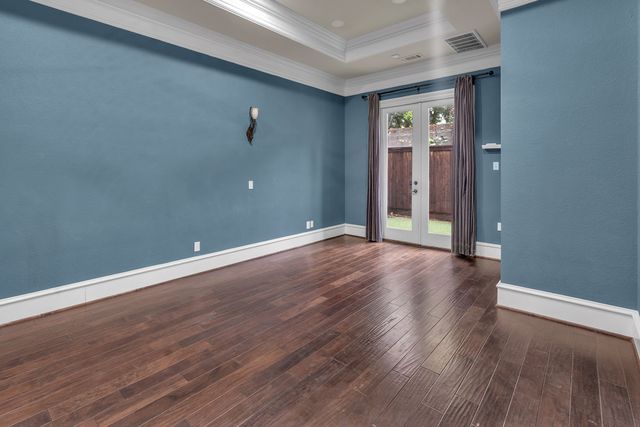 3816 W 5th Street, Fort Worth, TX 76107