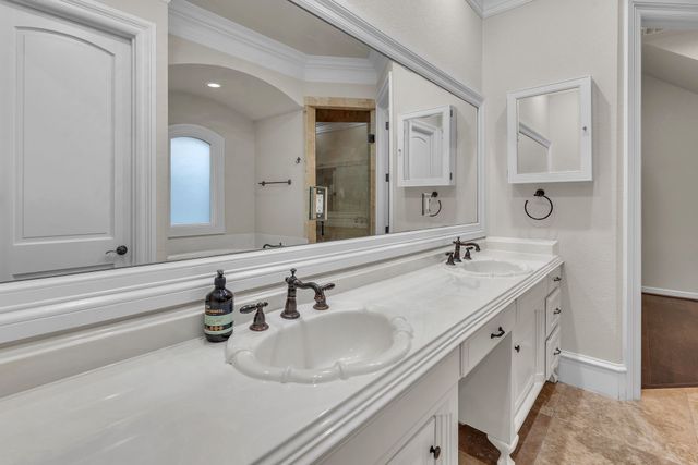 3816 W 5th Street, Fort Worth, TX 76107