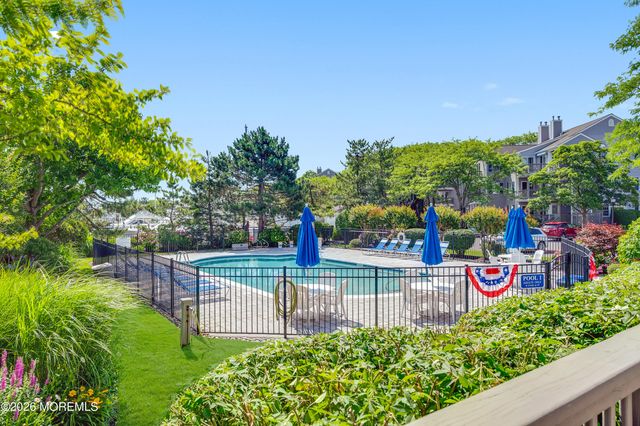 100 Bay Point Harbour 100, Point Pleasant, NJ 08742