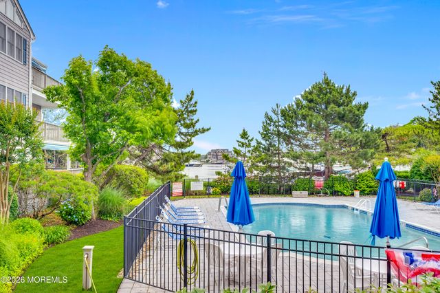 100 Bay Point Harbour 100, Point Pleasant, NJ 08742