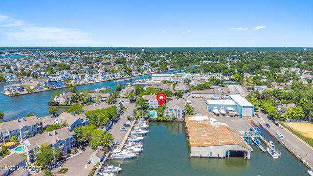 100 Bay Point Harbour 100, Point Pleasant, NJ 08742