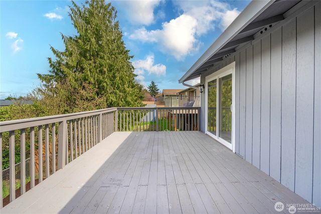 5033 37th Street NE, Tacoma, WA 98422