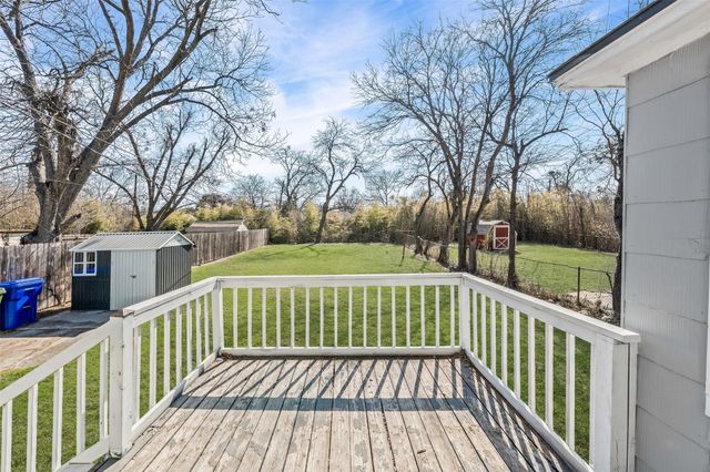 2716 Mckenzie Avenue, Waco, TX 76708