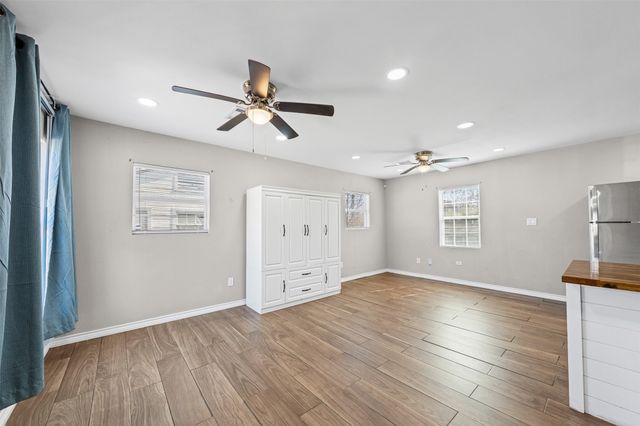 2716 Mckenzie Avenue, Waco, TX 76708