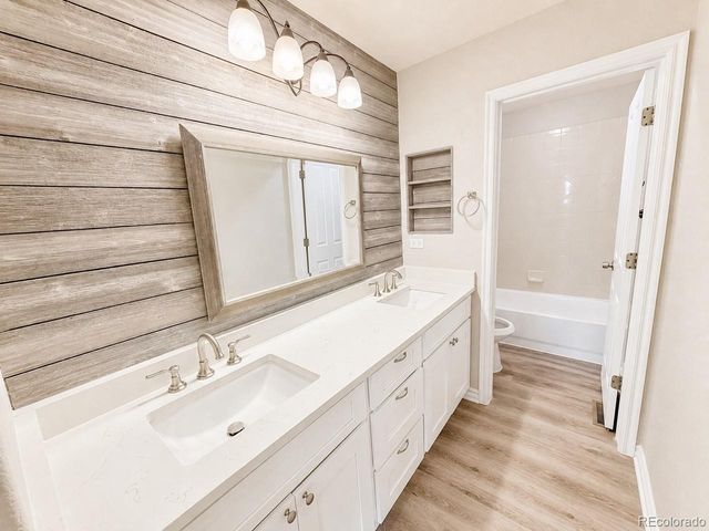 5400 Cloverbrook Circle, Littleton, CO 80130