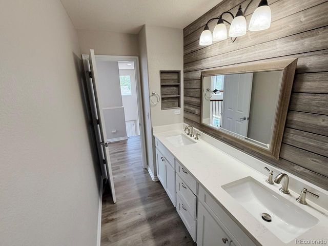 5400 Cloverbrook Circle, Littleton, CO 80130