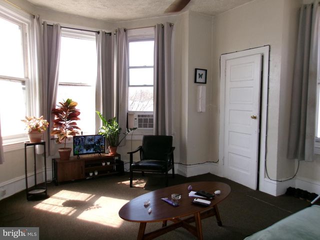 2206 W TIOGA ST, Philadelphia, PA 19140