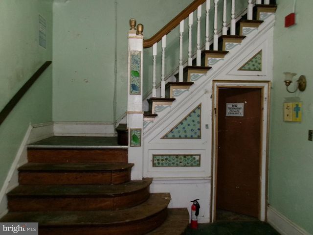 2206 W TIOGA ST, Philadelphia, PA 19140