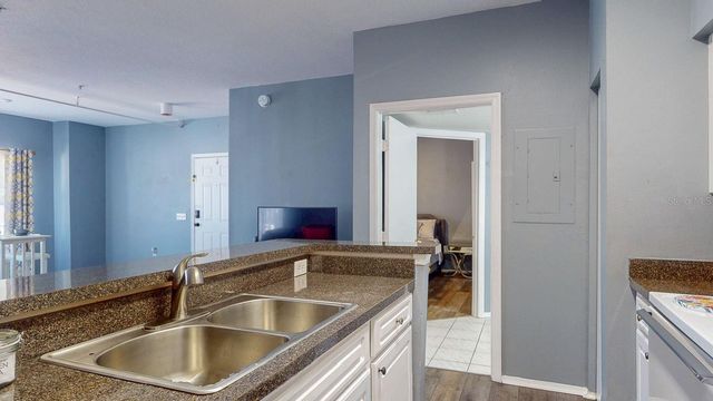 10764 70TH AVENUE 2208, Seminole, FL 33772