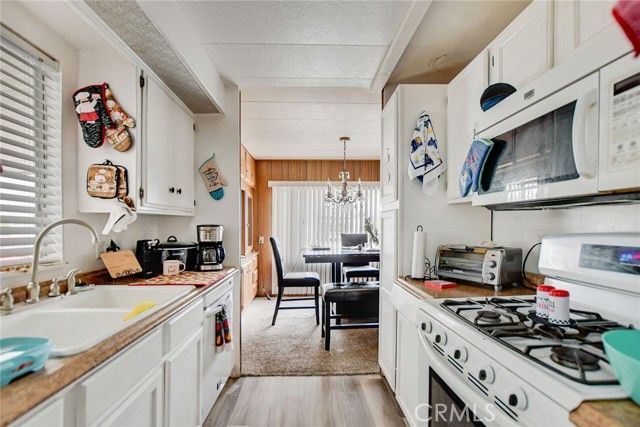 1735 San Leandro Drive, Hemet, CA 92545