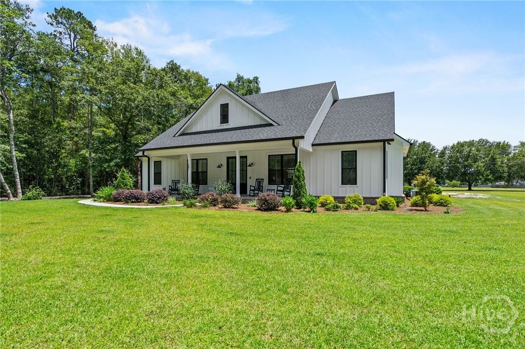 Image 2 of property listing at 241 Nease Road, Guyton, GA 31312