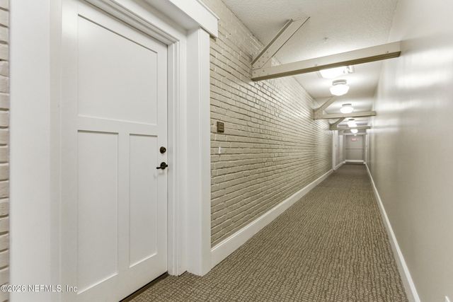 2525 COLLEGE Street 1214, Jacksonville, FL 32204