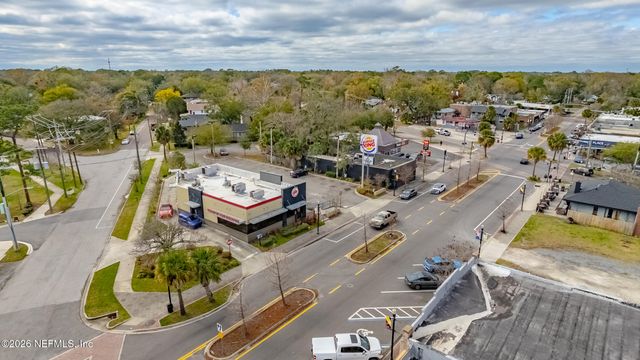 2525 COLLEGE Street 1214, Jacksonville, FL 32204