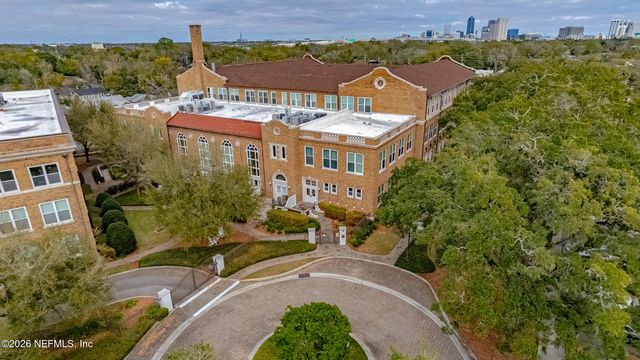 2525 COLLEGE Street 1214, Jacksonville, FL 32204