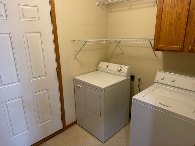 34 Madison Circle, Davenport, IA 52806