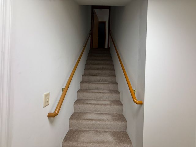 34 Madison Circle, Davenport, IA 52806