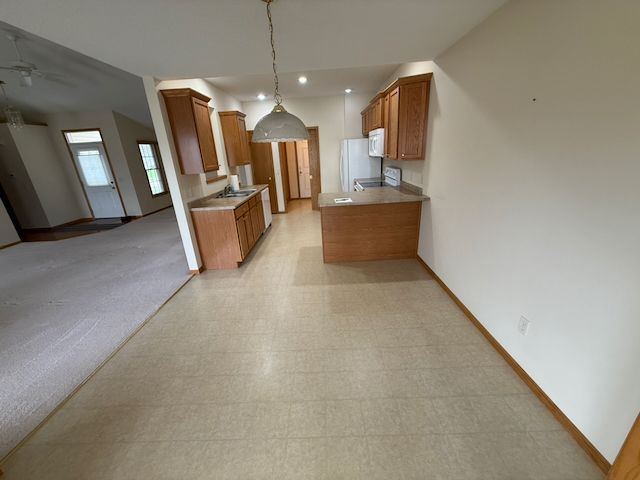 34 Madison Circle, Davenport, IA 52806