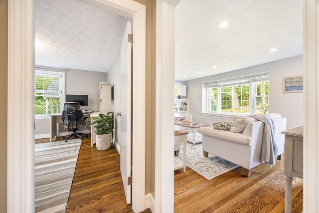 51 Hopkins Street, Reading, MA 01867