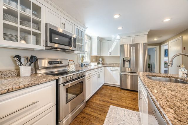 51 Hopkins Street, Reading, MA 01867