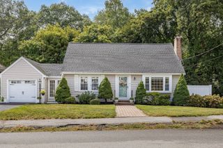 51 Hopkins Street, Reading, MA 01867