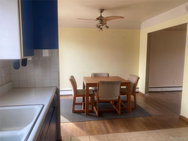 16646 Roberts Street, Roseville, MI 48066