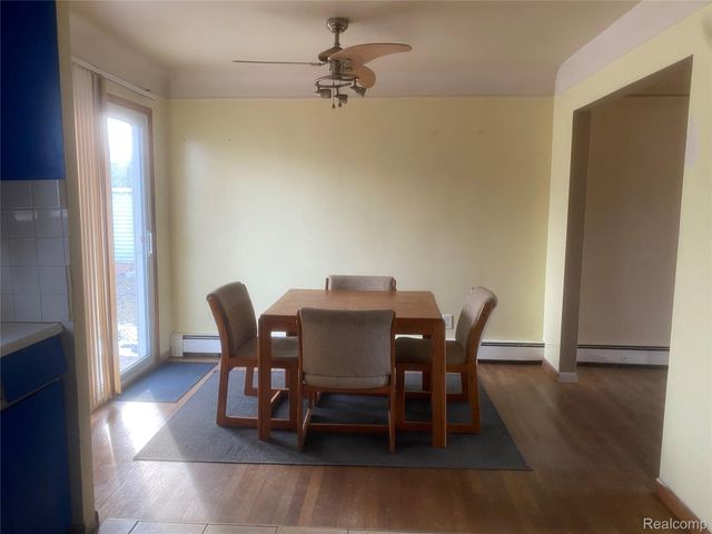 16646 Roberts Street, Roseville, MI 48066