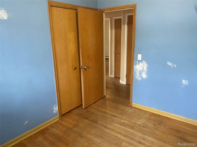 16646 Roberts Street, Roseville, MI 48066