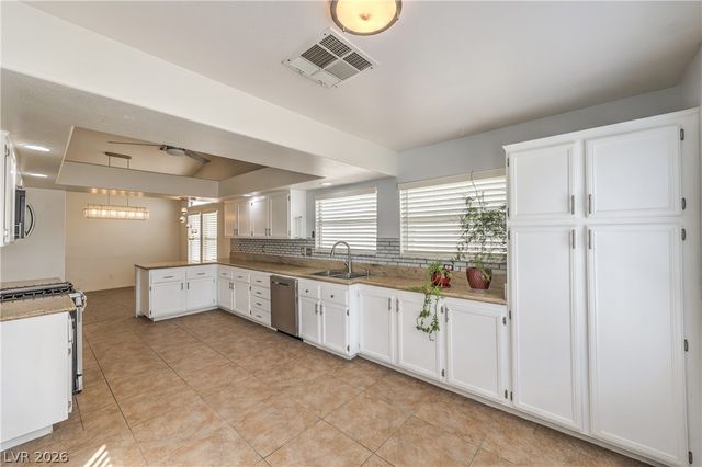 6124 Satre Court, North Las Vegas, NV 89031