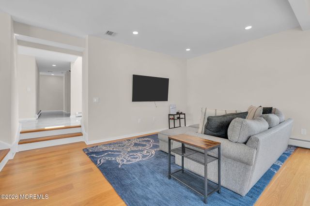 356 Aldo Drive, Toms River, NJ 08755