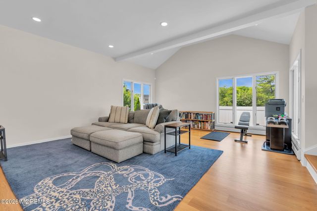 356 Aldo Drive, Toms River, NJ 08755