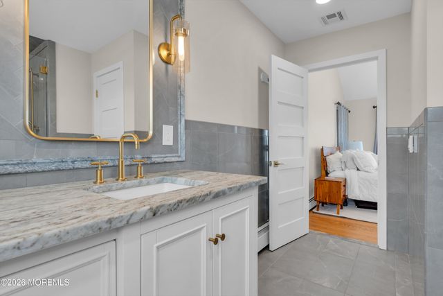 356 Aldo Drive, Toms River, NJ 08755