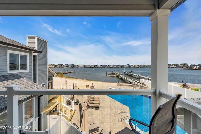 356 Aldo Drive, Toms River, NJ 08755