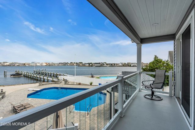356 Aldo Drive, Toms River, NJ 08755