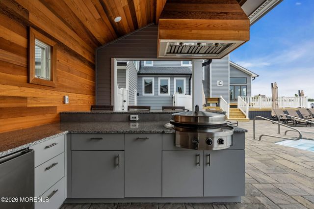 356 Aldo Drive, Toms River, NJ 08755