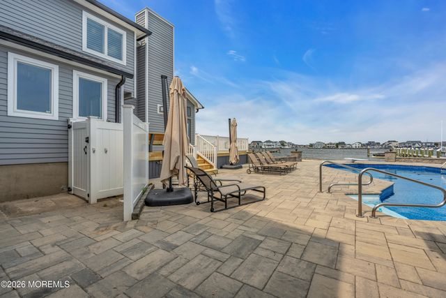 356 Aldo Drive, Toms River, NJ 08755