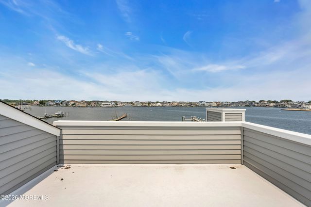 356 Aldo Drive, Toms River, NJ 08755