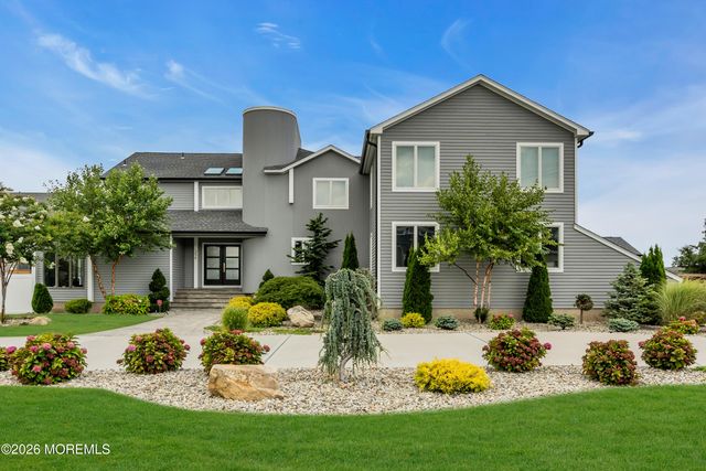 356 Aldo Drive, Toms River, NJ 08755