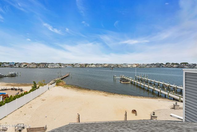 356 Aldo Drive, Toms River, NJ 08755