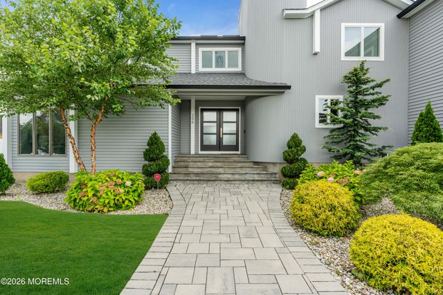 356 Aldo Drive, Toms River, NJ 08755