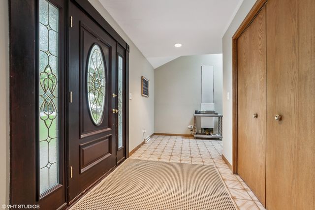 12611 Natoma Avenue, Palos Heights, IL 60463