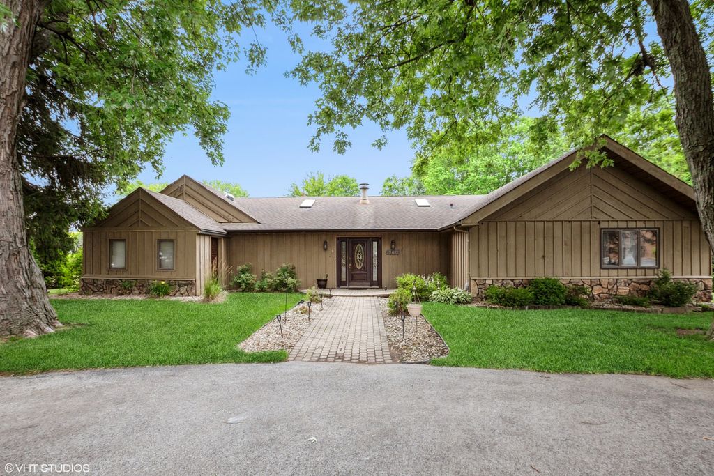 12611 Natoma Avenue, Palos Heights, IL 60463