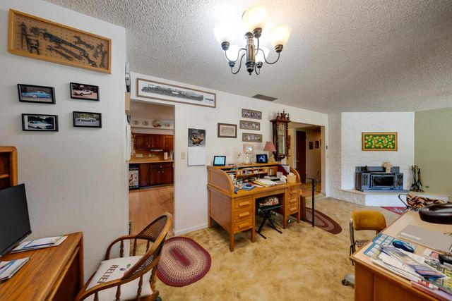 5765 Hoffman Ln, Fair Oaks, CA 95628