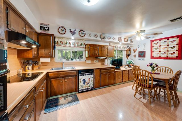 5765 Hoffman Ln, Fair Oaks, CA 95628