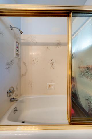 5765 Hoffman Ln, Fair Oaks, CA 95628