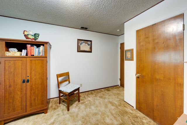 5765 Hoffman Ln, Fair Oaks, CA 95628
