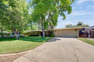 5765 Hoffman Ln, Fair Oaks, CA 95628